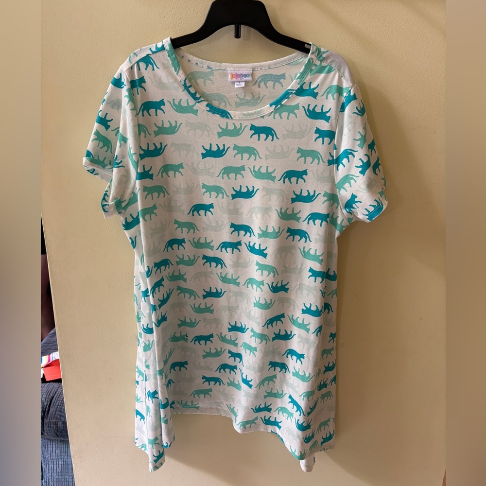 LuLaRoe Cat Pattern Shirt